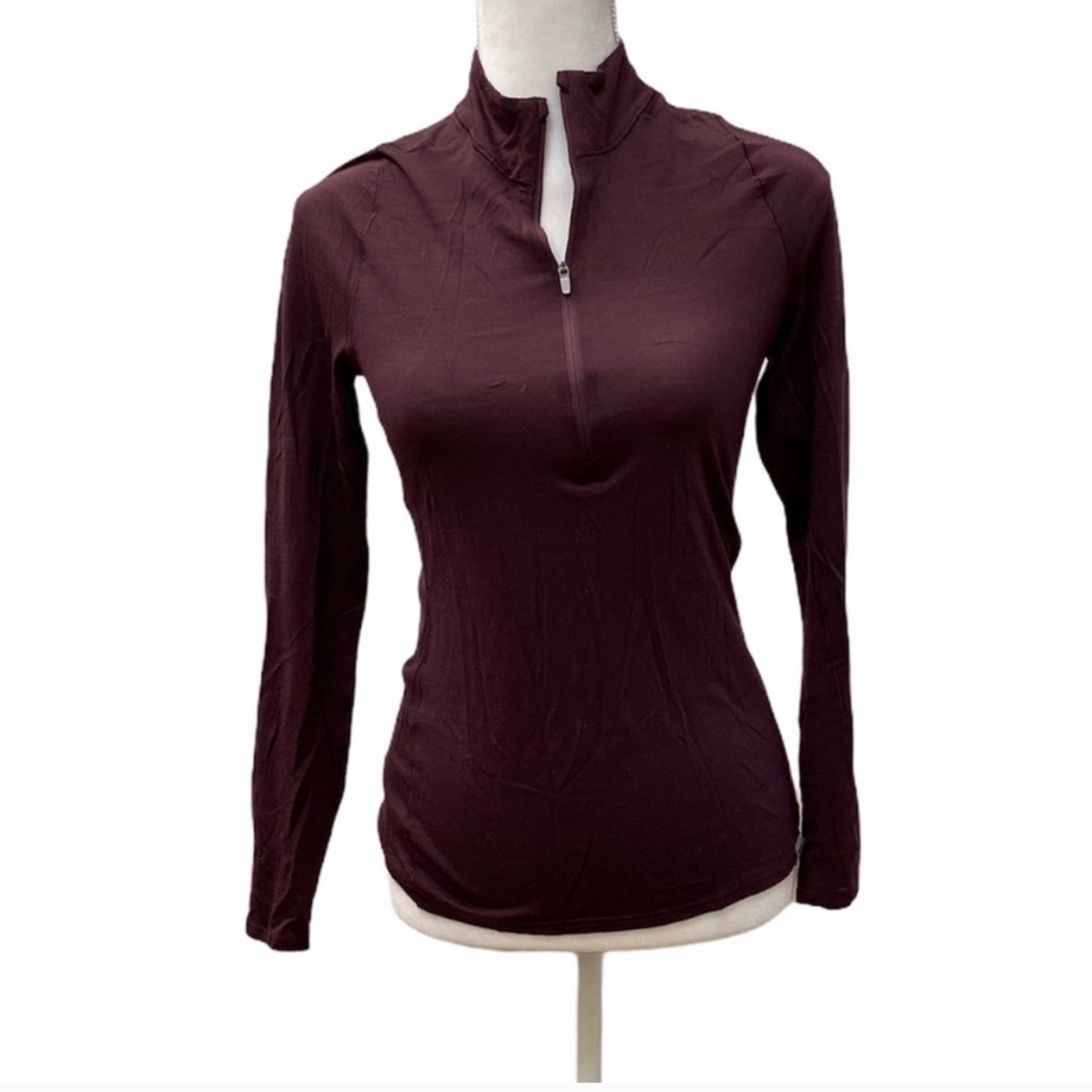 PATAGONIA Plum Base Layer Quarter Zip  Pullover